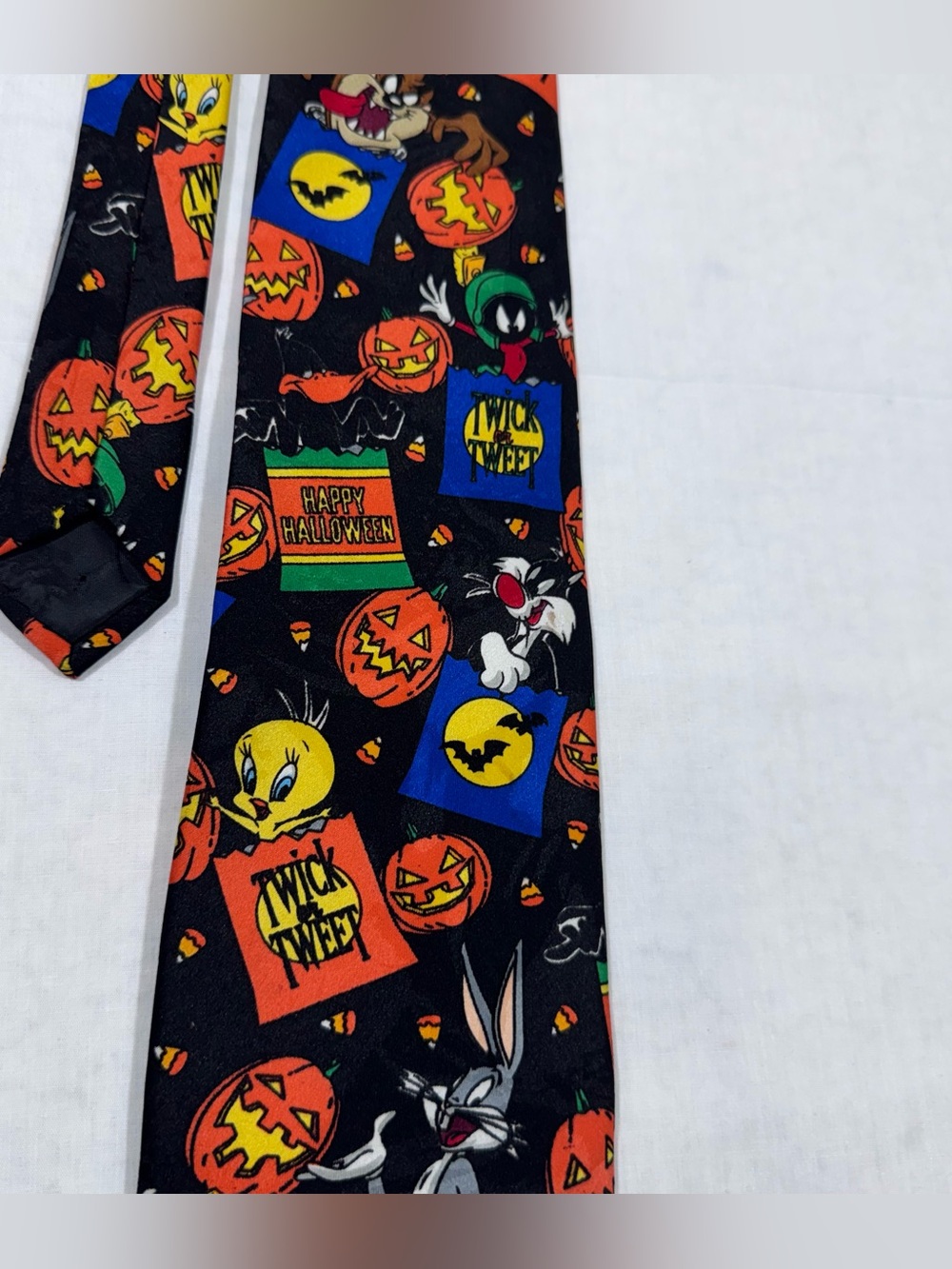 Vintage 90's Looney Tunes Halloween Mens Neck Tie Novelty Retro Cartoons